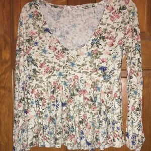 Sadie & Sage floral top
